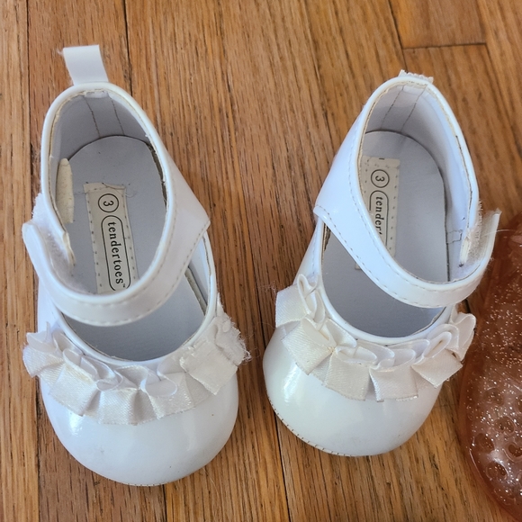 bundle of 3 baby girl shoes - Picture 2 of 7